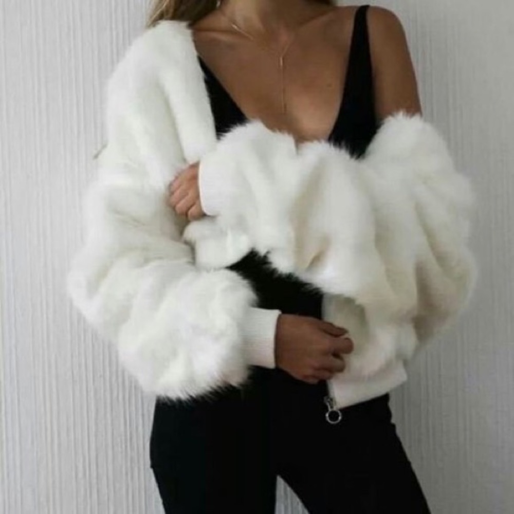 Brandy Melville white faux fur coat